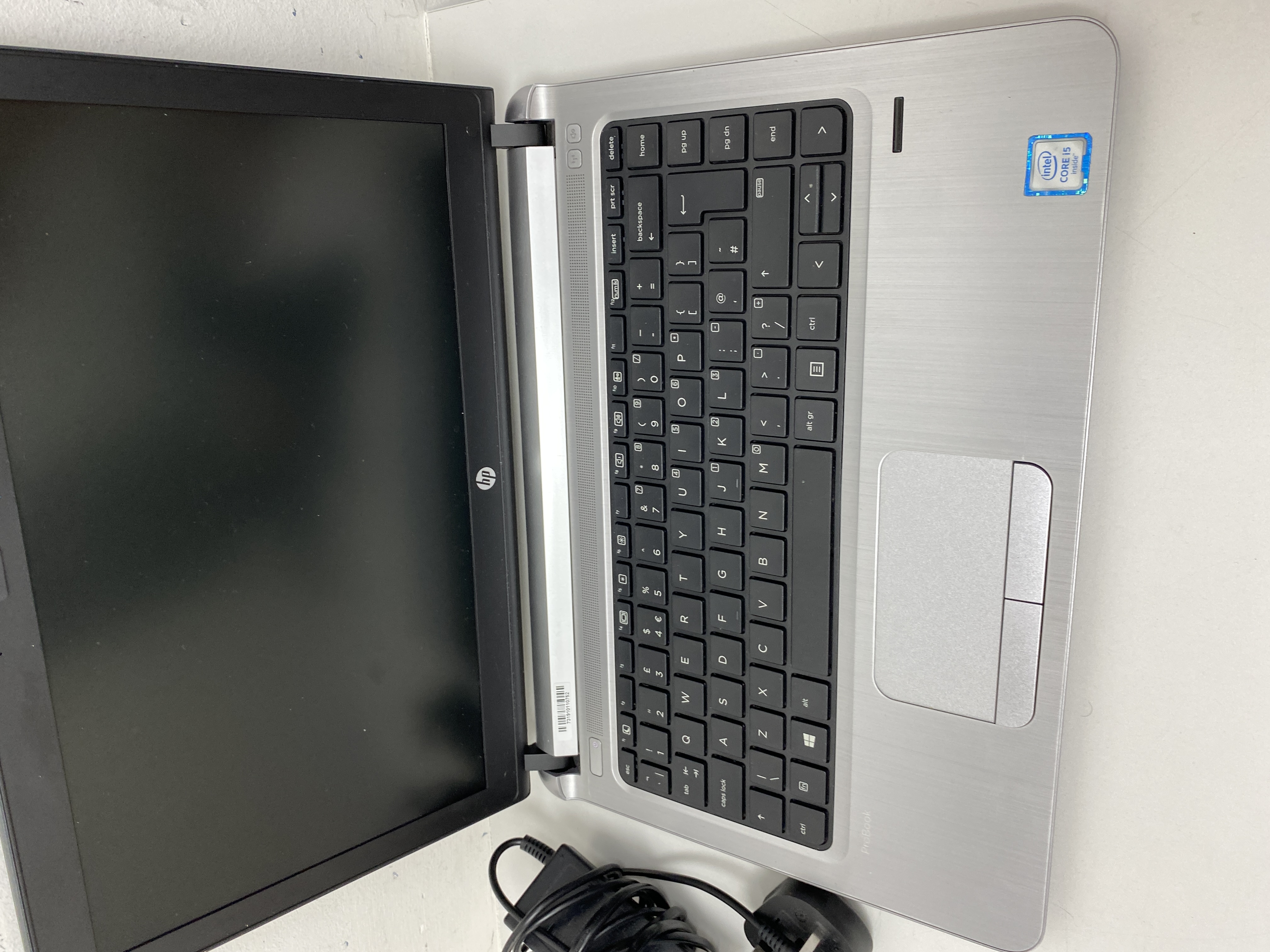 Product photo for hp 450 i5-6200u | 16GB 256GB