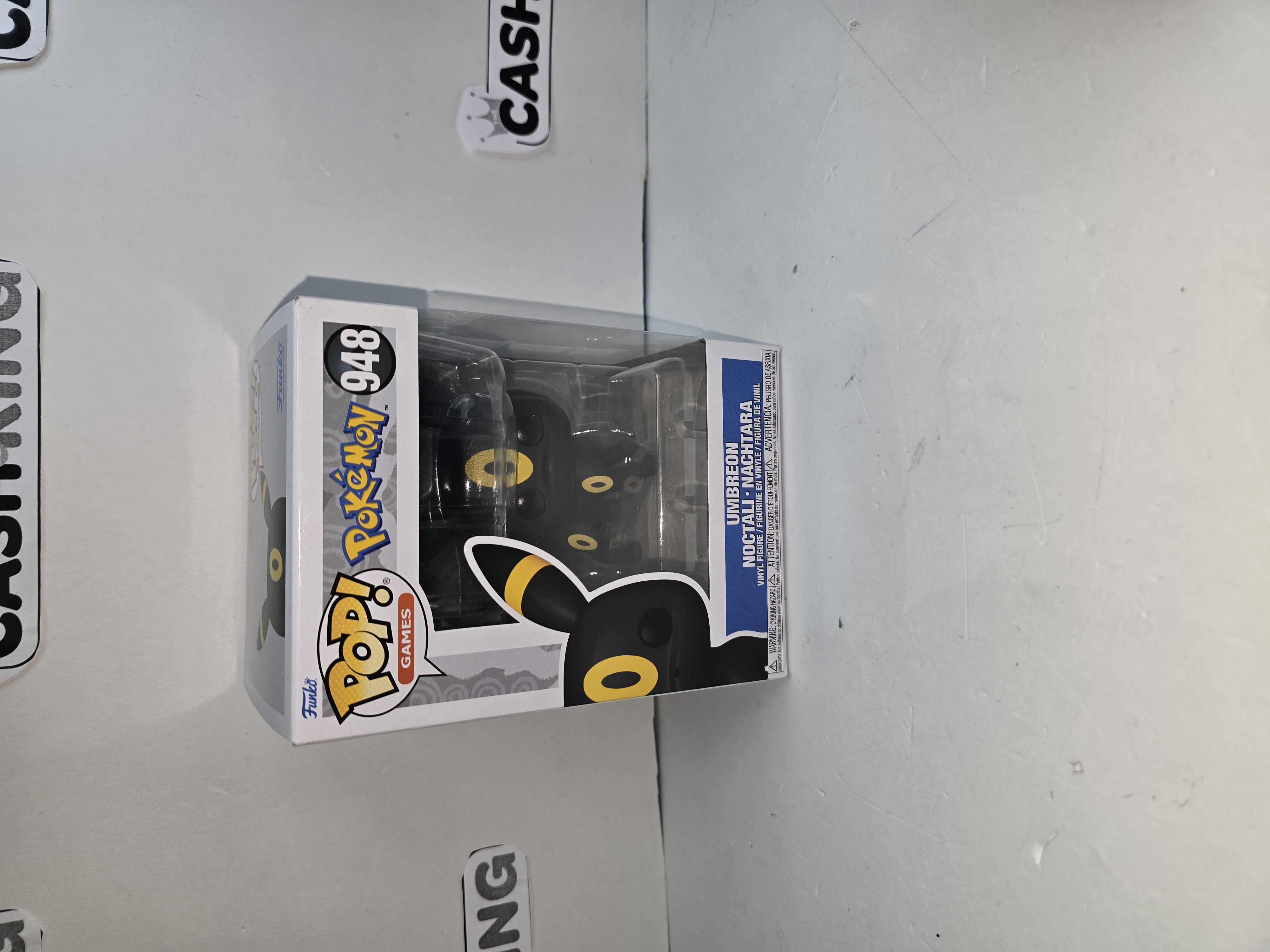 Product photo for UMBREON 948 POKEMON FUNKOPOP