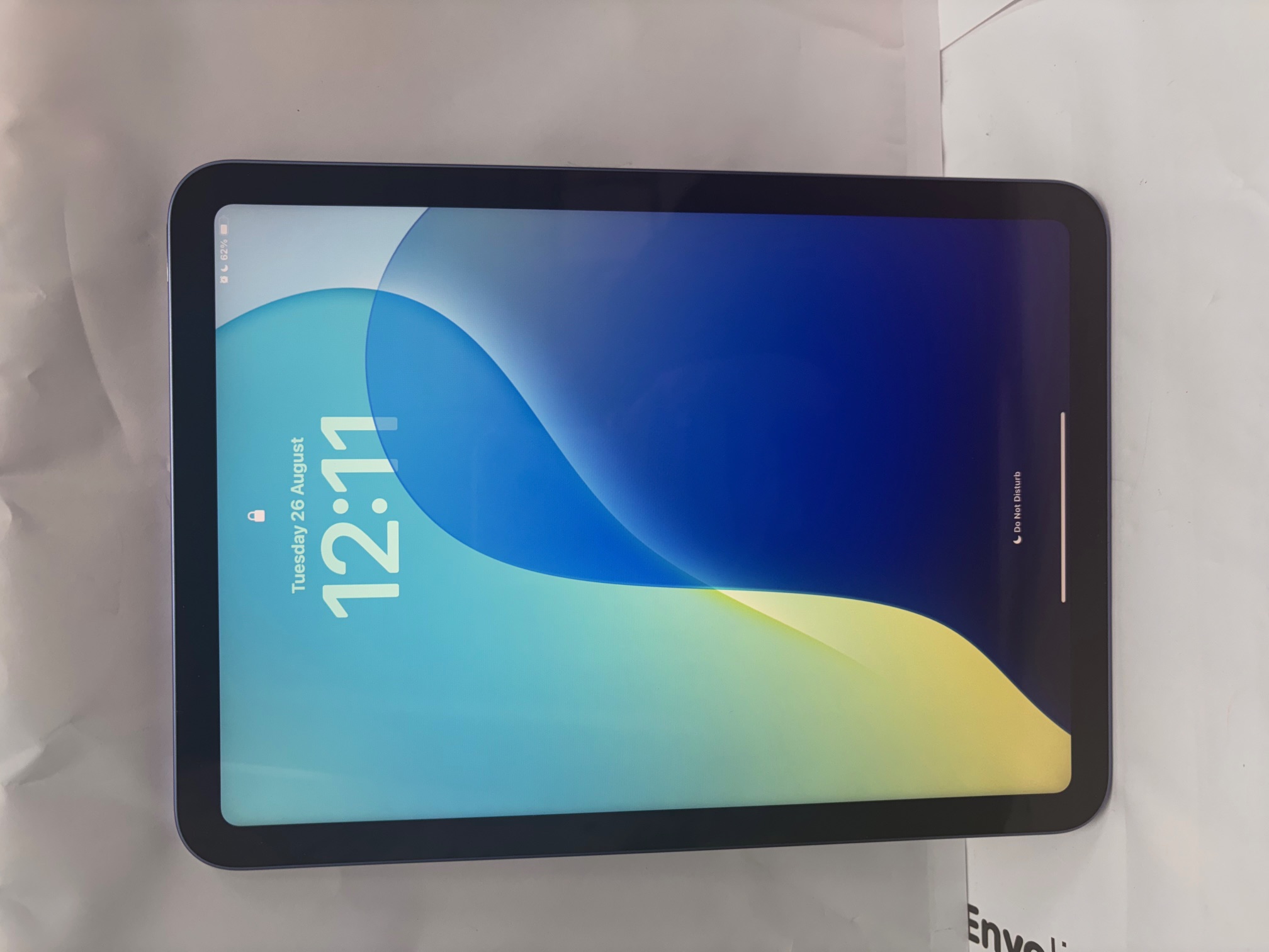 Product photo for apple ipad 10th gen 64gb boxed blue