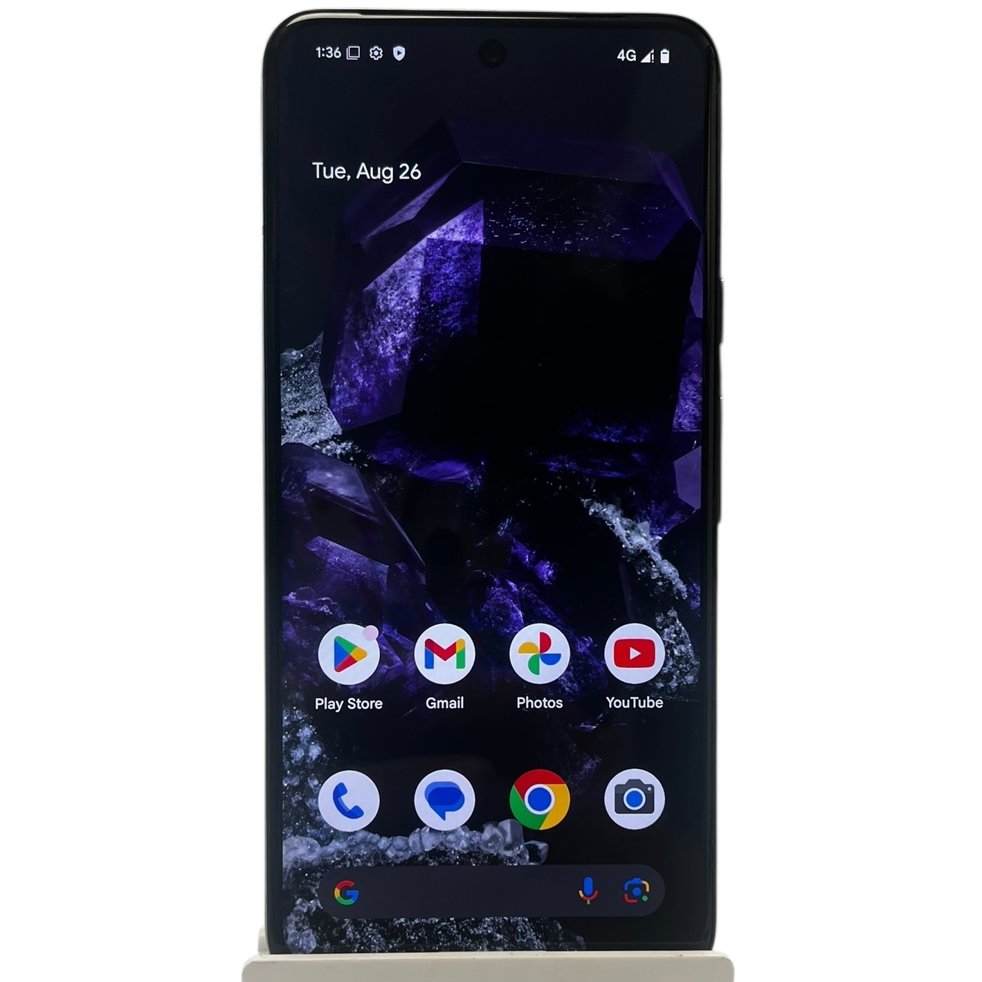 Product photo for Google Pixel 8 - Black (128GB Storage, Unlocked Network, Cracked Back)