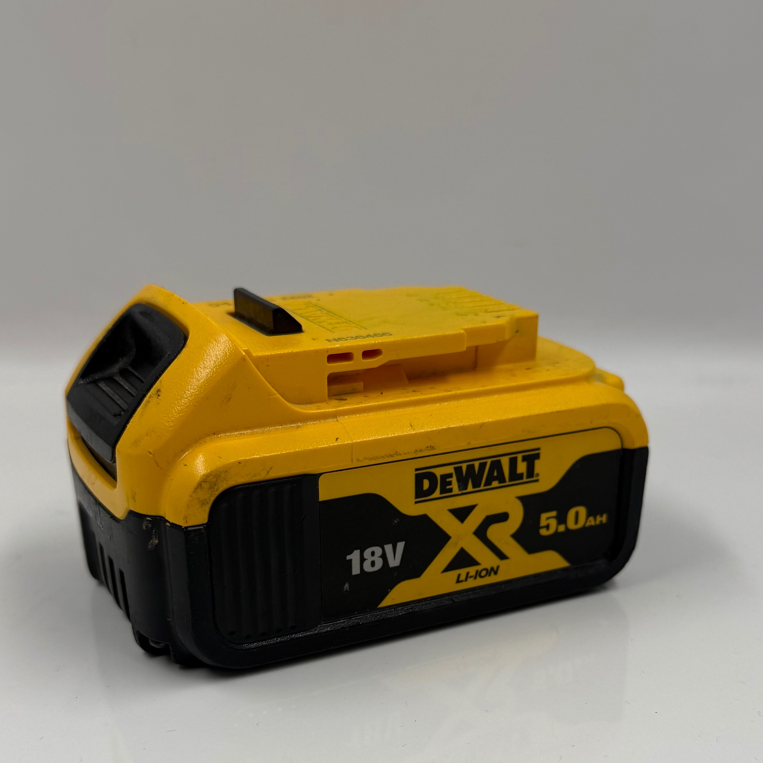 Product photo for DEWALT DCB184 18V 5.0AH BATTERY.