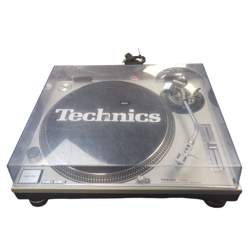 Product photo for Technics SL-1200 MK2 DJ Turntable