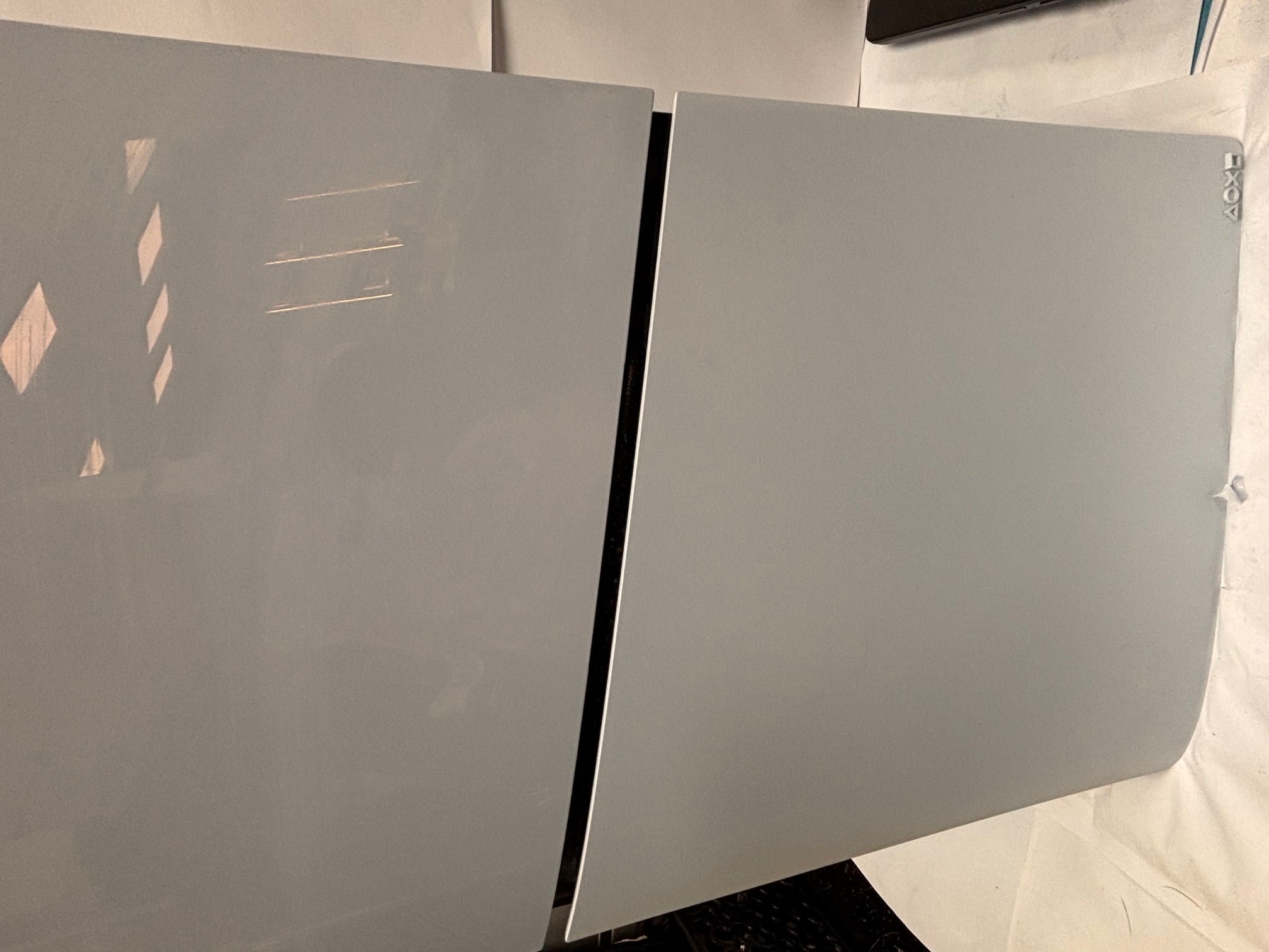 Product photo for sony PS5 WITH LEADS AND CONTROLLER
