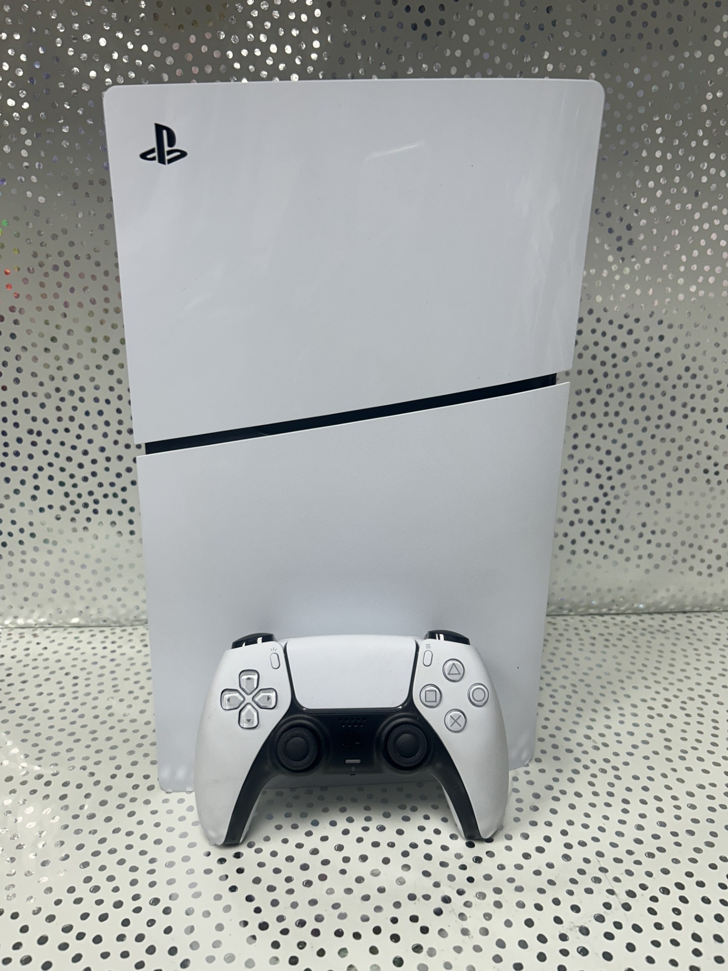 Product photo for SONY PLAYSTATION 5 SLIM 1TB WHITE DISC EDITION UNBOXED
