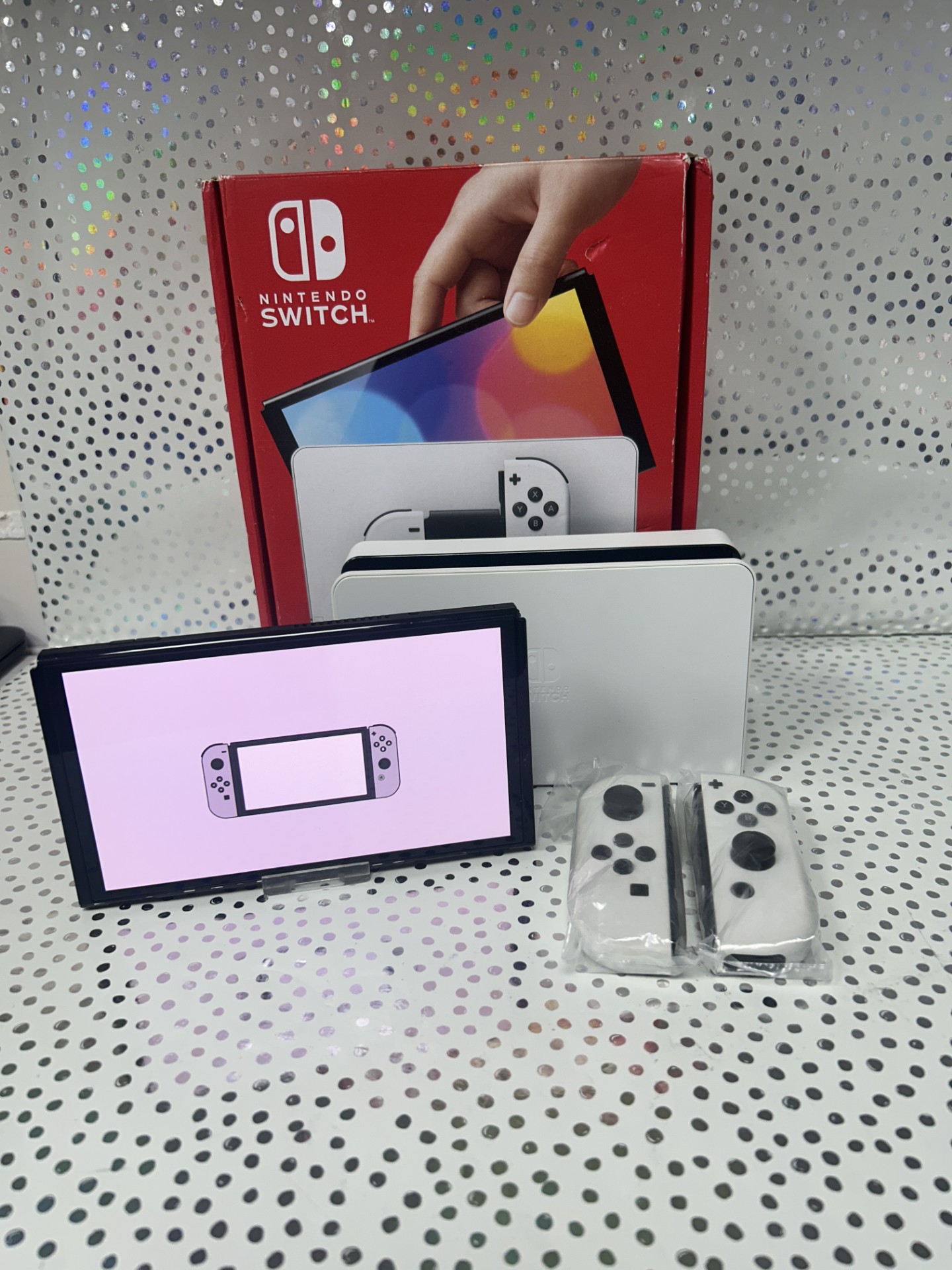 Product photo for ninendo switch oled white boxed 64gb