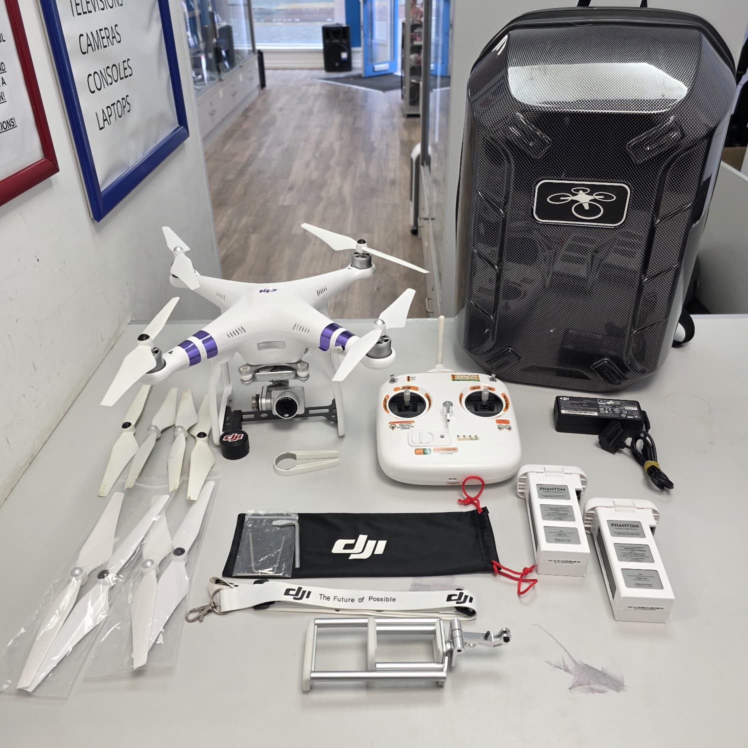 Product photo for DJI Phantom 3 Standard with 2 batteries and a Tough Carry bag