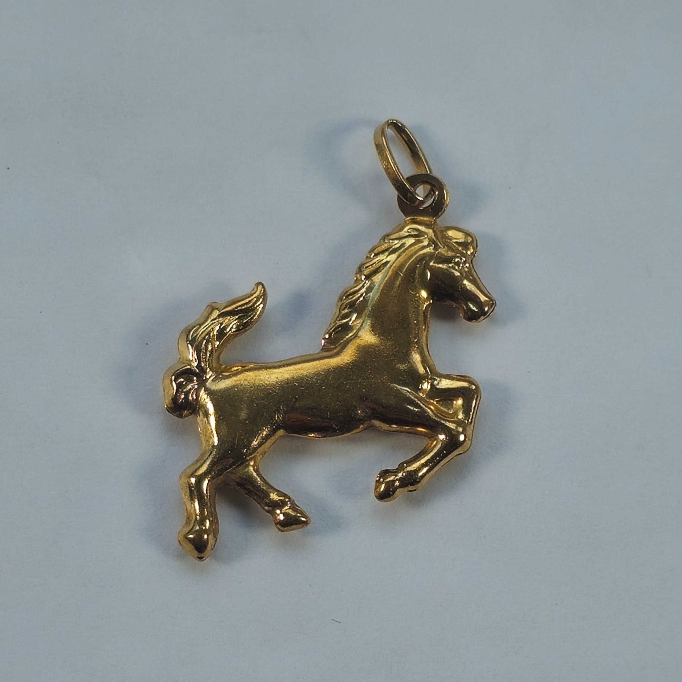Product photo for 9ct Gold Horse Pendant