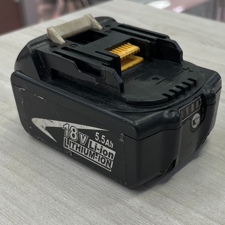 Product photo for DeWalt Dewalt 5.5Ah Battery