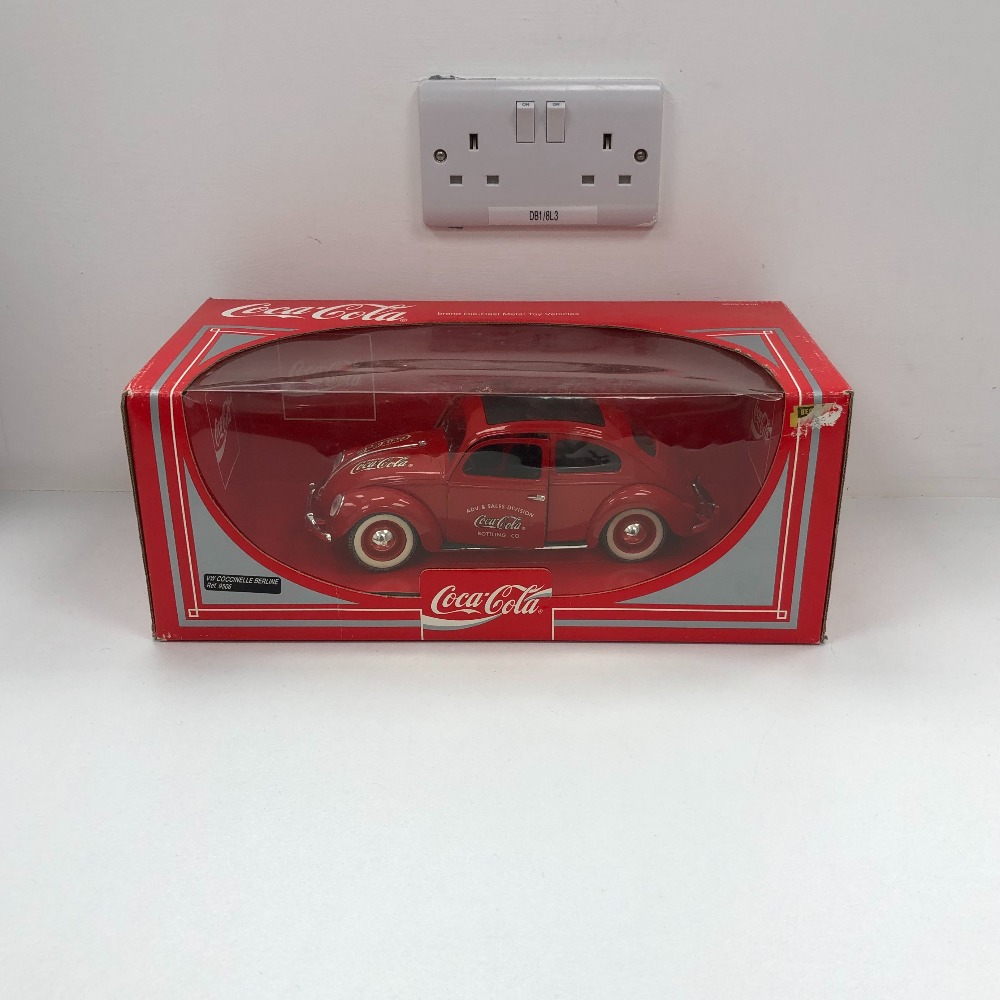 Bburago Volkswagen Coccinelle (1955) : voiture miniature à l'échelle 1:18, portes, coffre et capot mobiles, gris (18-12029G